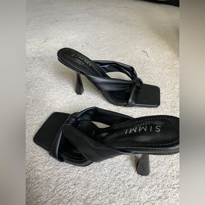 SIMMI London Size 7 Black Heels